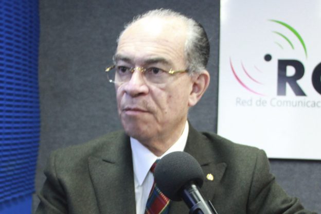 FALTA EDUCACIÓN Y CIUDADANÍA PARA RESOLVER PROBLEMAS QUE ATAÑEN AL PERÚ