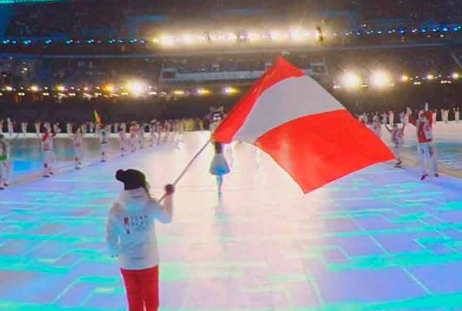 BANDERA PERUANA FLAMEÓ EN INAUGURACIÓN DE LOS JUEGOS OLÍMPICOS DE