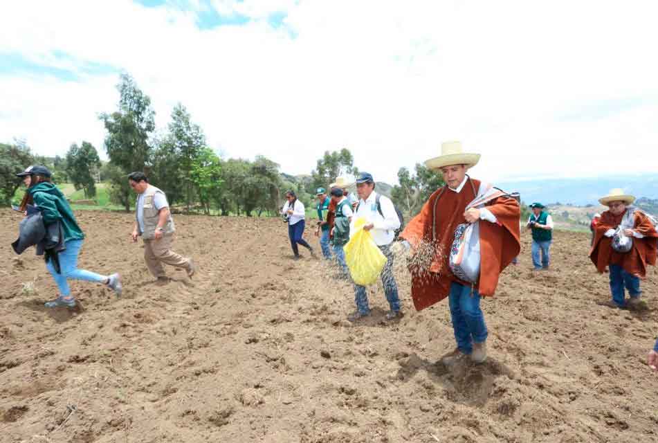 AGRICULTORES Y GANADEROS DE CAJAMARCA ANUNCIAN PARALIZACIÓN PARA ESTE 18 DE JULIO 