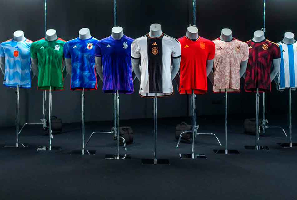 SE PRESENTO CAMISETAS DE SEIS PAISES MUNDIALISTAS RCR Peru