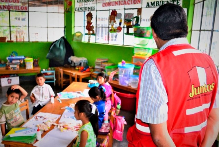 PROGRAMA JUNTOS ENTREGA APORTE PARA REDUCIR LA DESERCIÓN ESCOLAR A ...