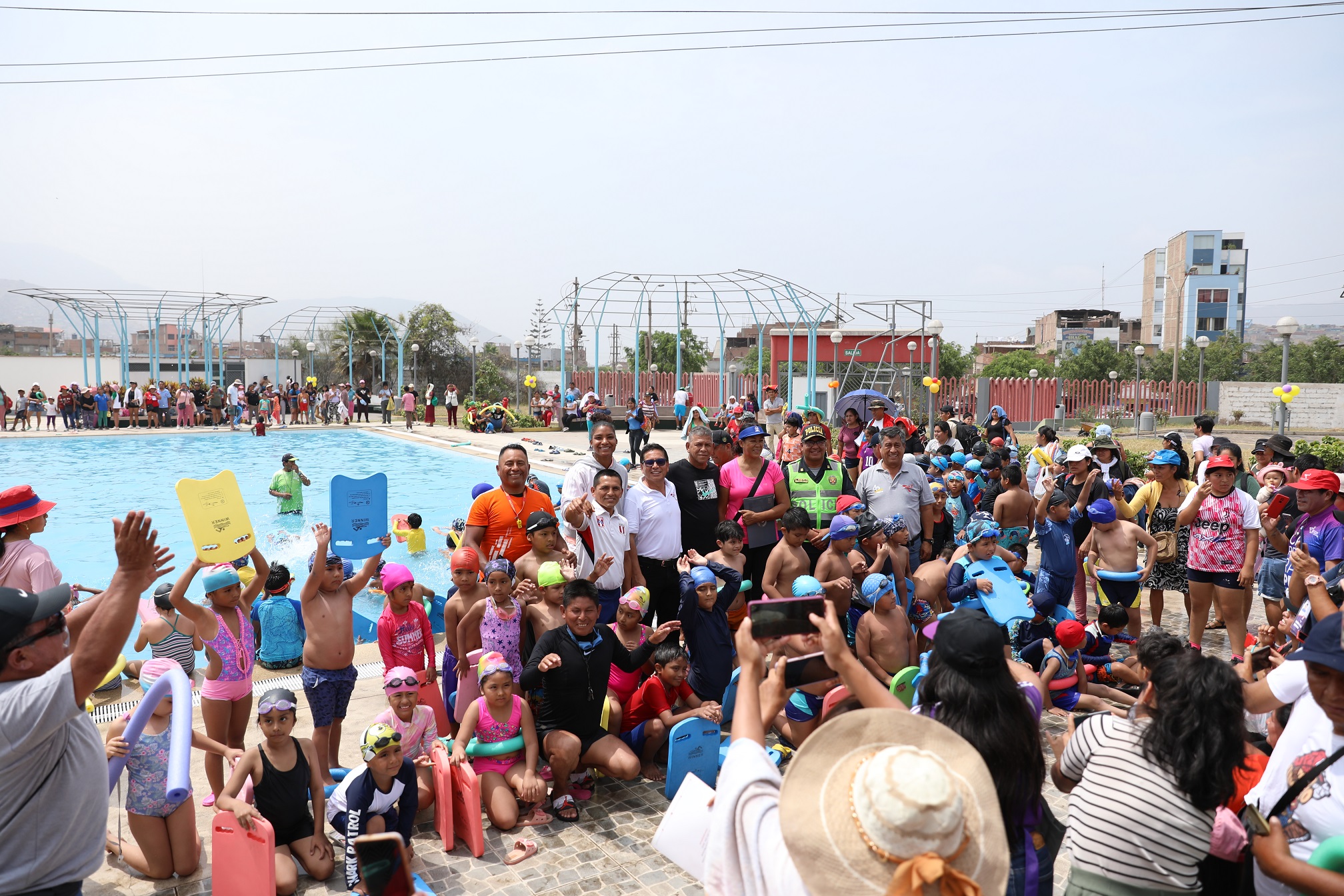 ESPECTACULAR INAUGURACIÓN DEL PROGRAMA LA ACADEMIA IPD DEPORTE PARA