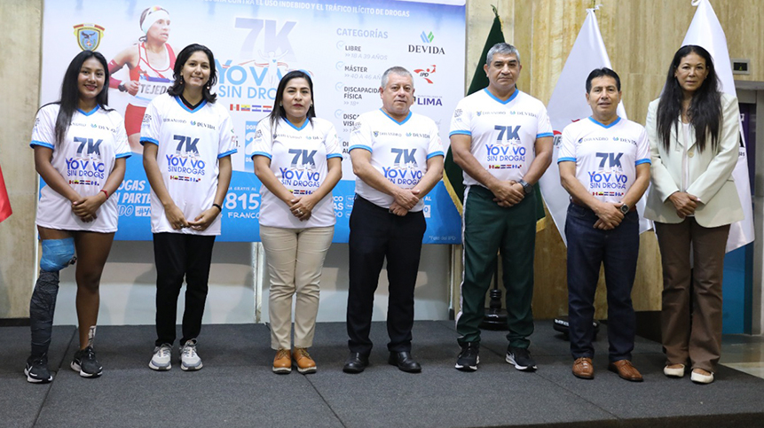 DESDE EL ESTADIO NACIONAL SE REALIZÓ EL LANZAMIENTO DE LA CARRERA 7K: YO VIVO SIN DROGAS