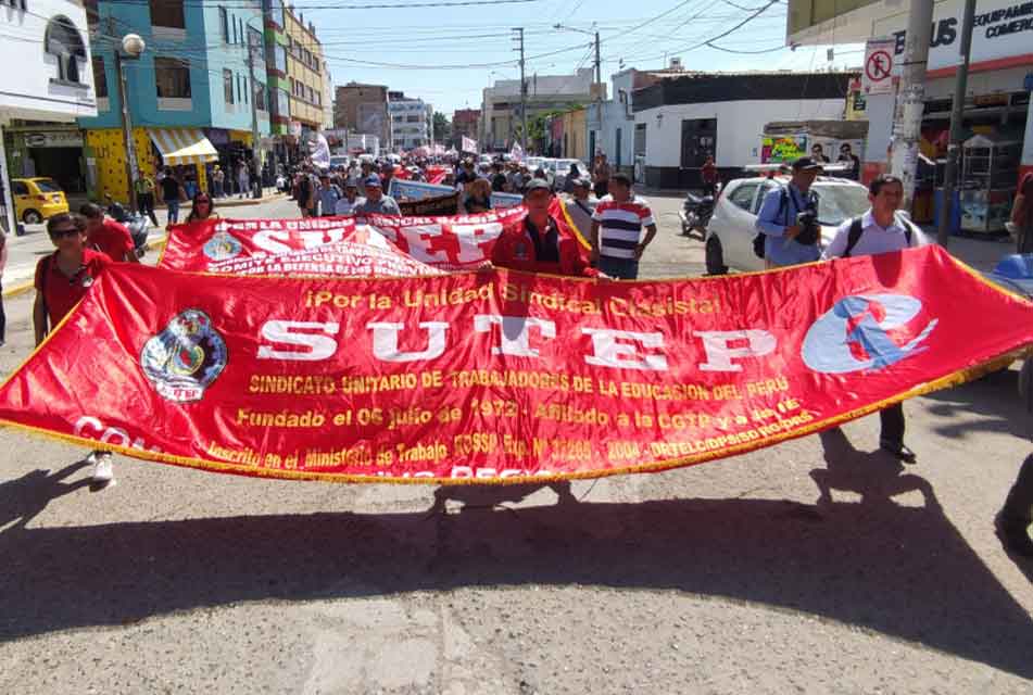 DOCENTES DE TUMBES ACATARÁN PARO DEL SUTEP ESTE 23 DE MAYO