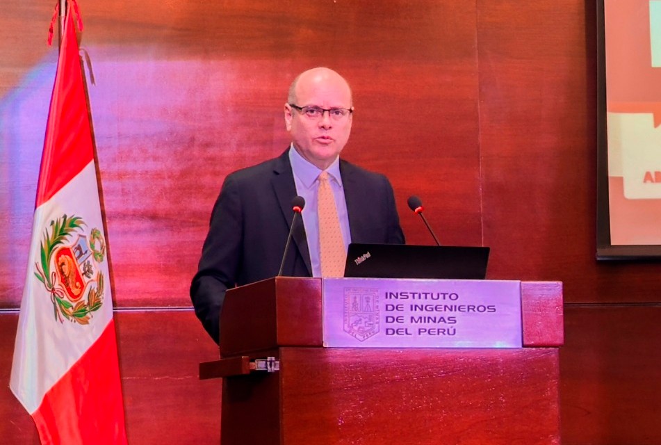 JUAN CARLOS ORTIZ: “LA FORMALIZACIÓN MINERA REQUIERE PLAZOS, CONTROL AMBIENTAL Y TRAZABILIDAD ECONÓMICA PARA SER SOSTENIBLE”