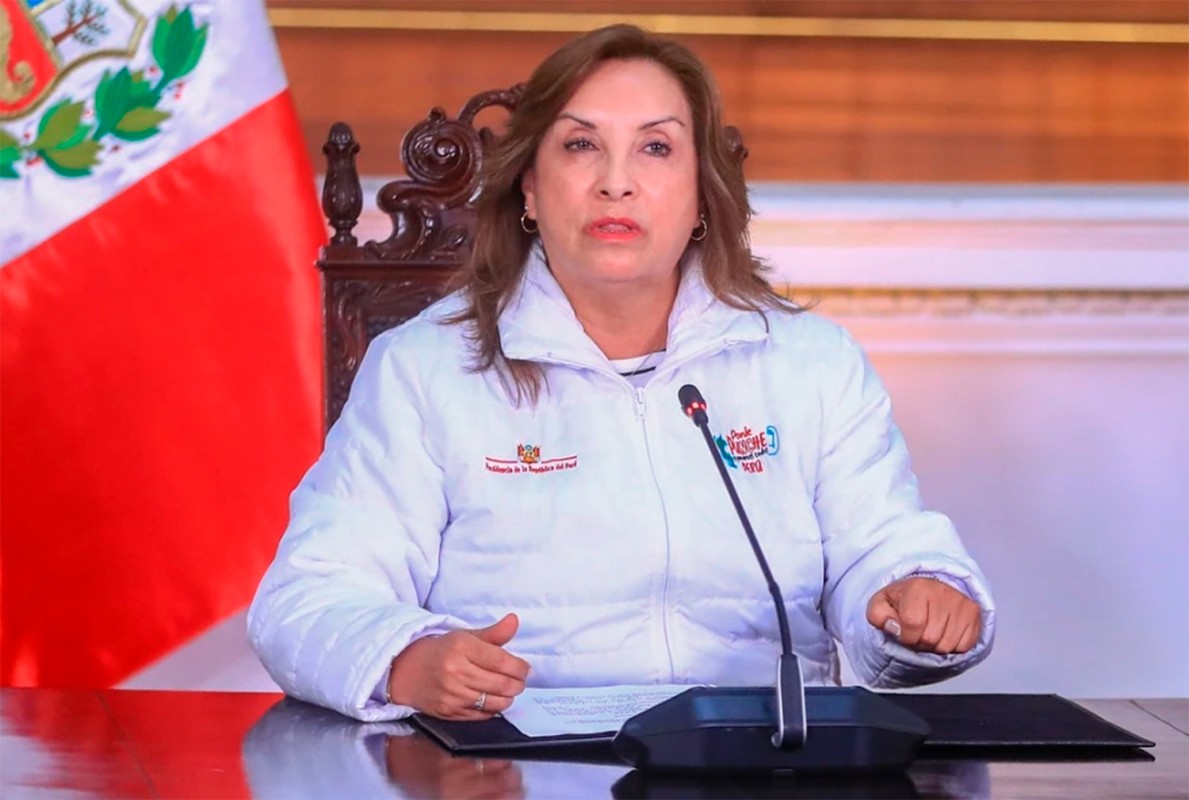 DINA BOLUARTE PIDE AL CONGRESO PERMISO PARA VIAJAR A ECUADOR PARA LA TOMA DE MANDO DE DANIEL NOVOA