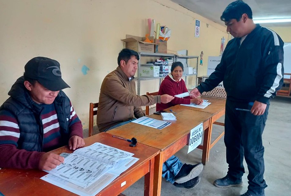 DESCONEXIÓN DE LOS ELECTORES EN EL PROCESO ELECTORAL ES LA PRINCIPAL AMENAZA PARA LAS PRÓXIMAS ELECCIONES