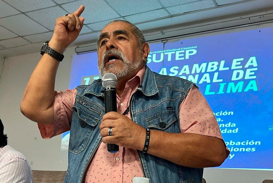LUCHA EN LAS CALLES Y EL DIÁLOGO PERMITIERON AVANZAR PROYECTO DE PENSIONES DIGNAS PARA MAESTROS CESANTES