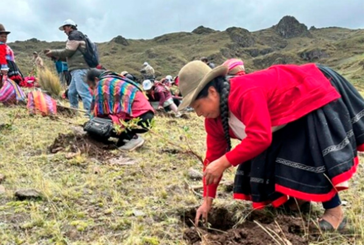 EXCELENTE NOTICIA: HUANCAVELICA DEJA DE ESTAR ENTRE LAS CINCO REGIONES MÁS POBRES DEL PAÍS