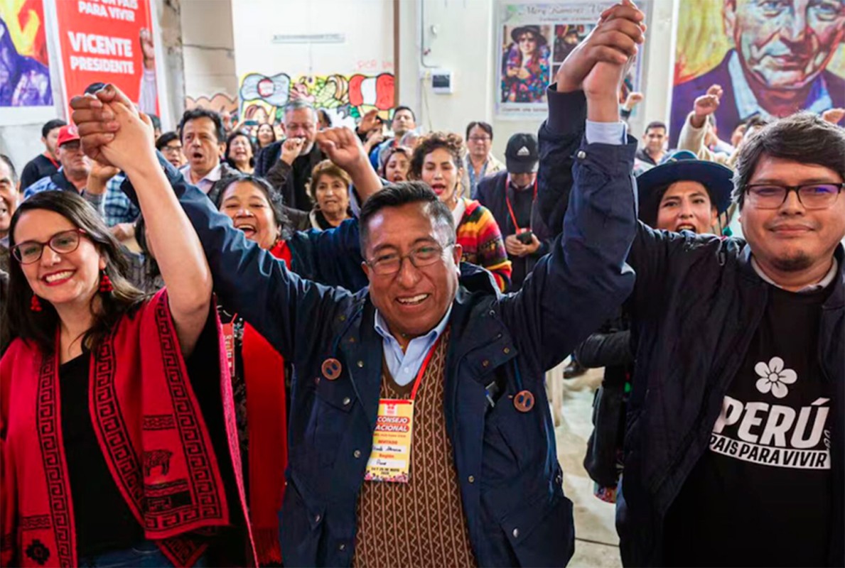 VICENTE ALANOCA ASUME CANDIDATURA PRESIDENCIAL POR PARTIDO NUEVO PERÚ POR EL BUEN VIVIR