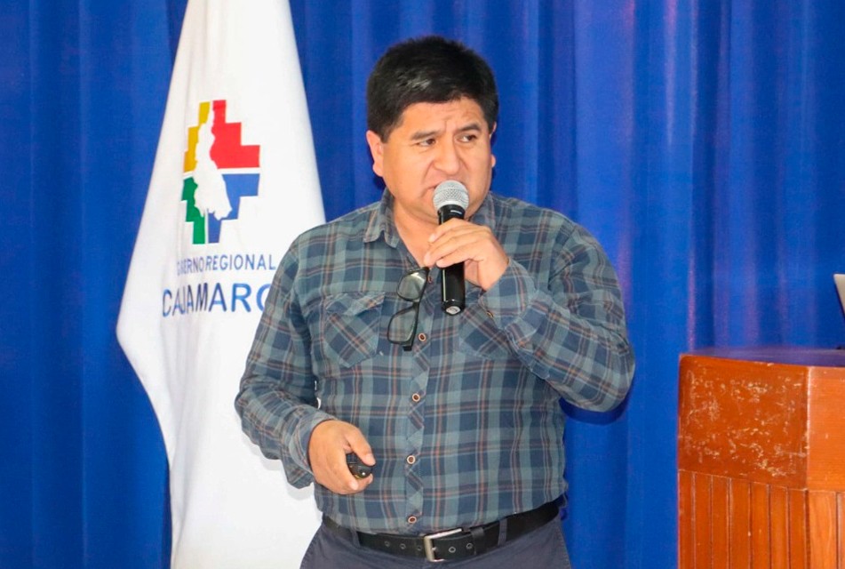 COMITIVA ENCABEZADA POR EL GOBERNADOR ROGER GUEVARA SE REUNIRÁ EN LIMA CON ALTO COMISIONADO DE LA PCM PARA ANALIZAR PROBLEMÁTICA DE MINERÍA ILEGAL EN CAJAMARCA