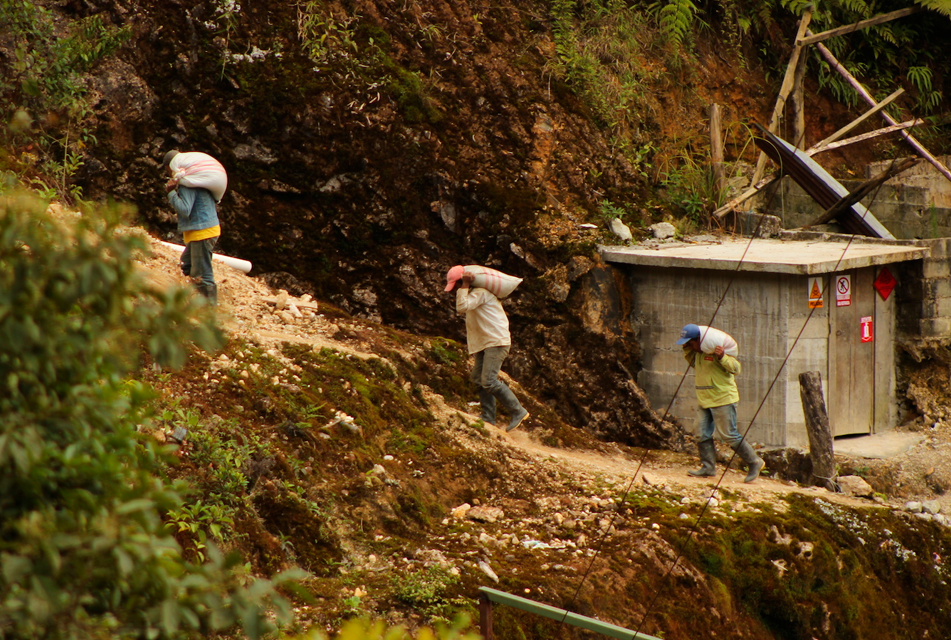 EXMINISTRO DE ECUADOR ADVIERTE PRESENCIA DE MINERÍA ILEGAL ECUATORIANA EN CAJAMARCA, PIURA Y AMAZONAS