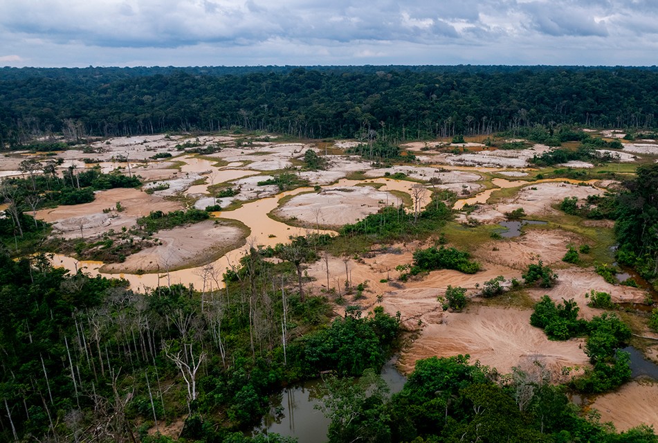 REINFO SEGUIRÁ FUNCIONANDO A FAVOR DE LA MINERÍA ILEGAL