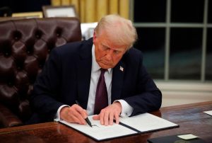 DAVID TUESTA: SERÁ DIFÍCIL REVERTIR EL DAÑO A LA ECONOMÍA MUNDIAL POR LAS MEDIDAS DE TRUMP