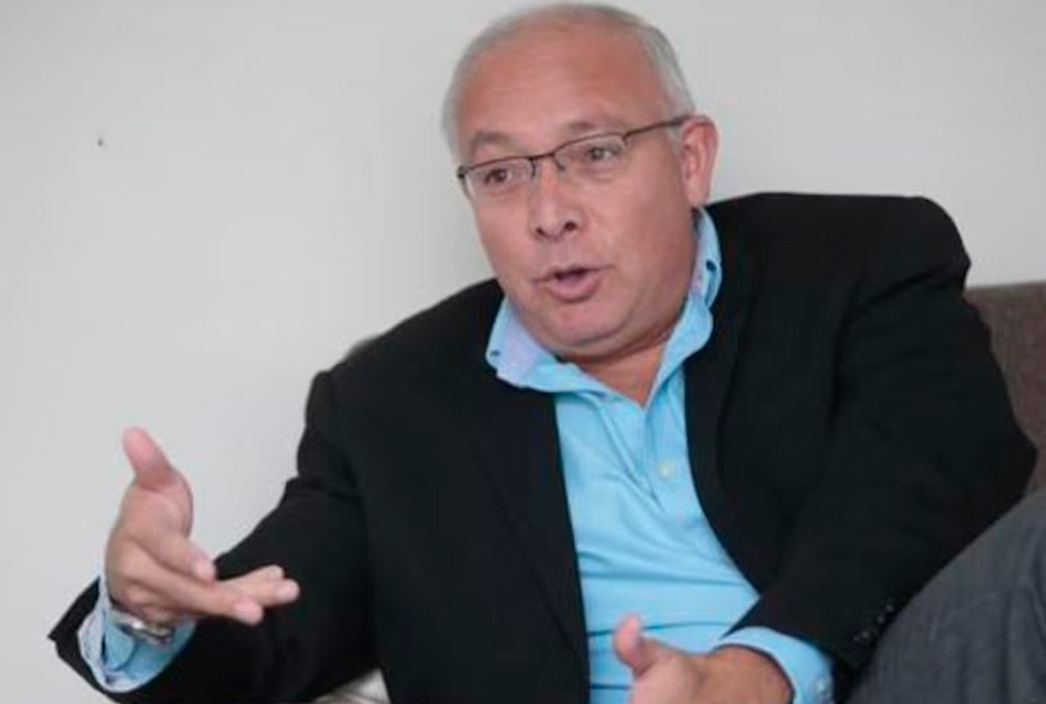 ALERTAN QUE SI PERMITEN AVANCE DE GRUPO ARMADO COLOMBIANO EN LA AMAZONÍA  HABRÁ MÁS ZONAS PERUANAS BAJO CONTROL DEL CRIMEN