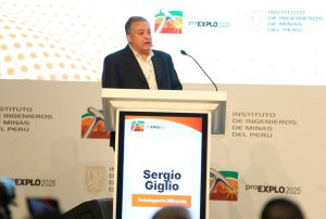 ANTOFAGASTA MINERALES ESPERA AUMENTAR PRODUCCIÓN A 900 MIL TONELADAS DE COBRE AL AÑO