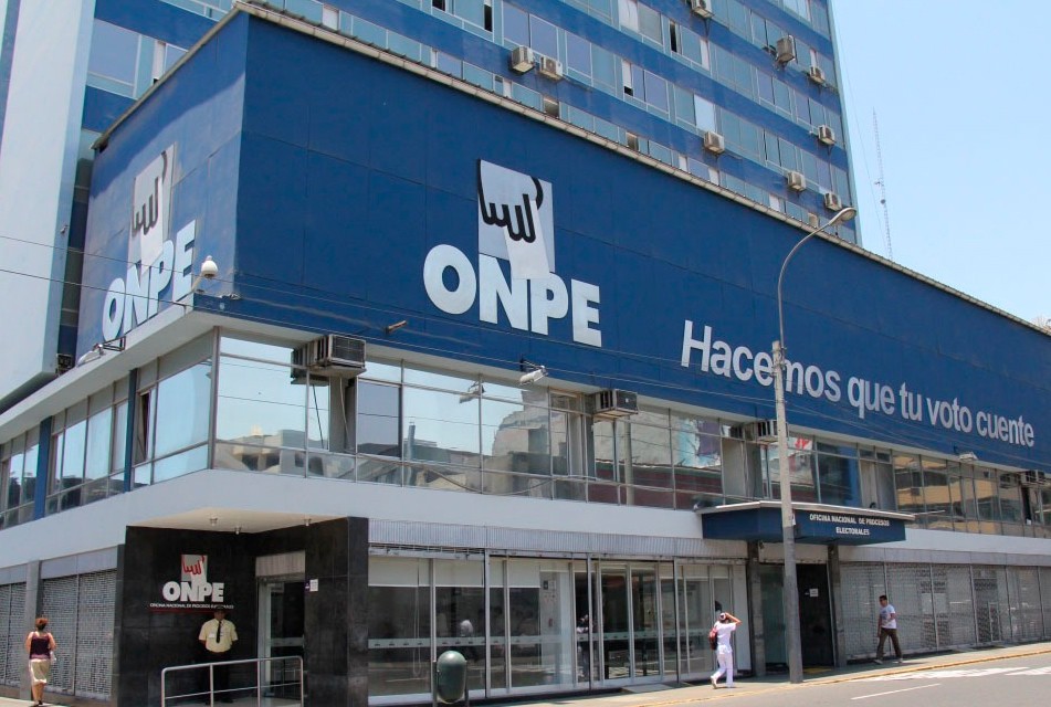 ONPE REGISTRA MÁS DE 77 000 EQUIPOS INFORMÁTICOS INOPERATIVOS A UN AÑO DE ELECCIONES GENERALES, REGIONALES Y MUNICIPALES