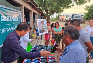 TAMBOGRANDE: CAMPAÑA BUENA SALUD ENTREGA LENTES GRATUITOS EN EL CARMEN Y OCOTO ALTO