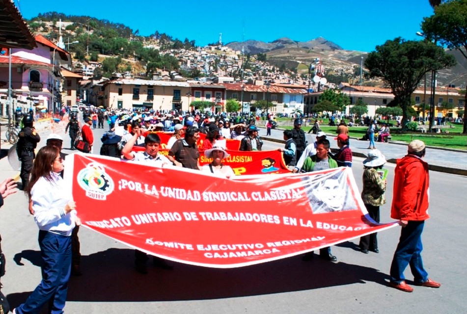 SUTE CAJAMARCA DENUNCIA QUE GOBIERNO REGIONAL DIFICULTA SU RECONOCIMIENTO COMO SINDICATO MAGISTERIAL