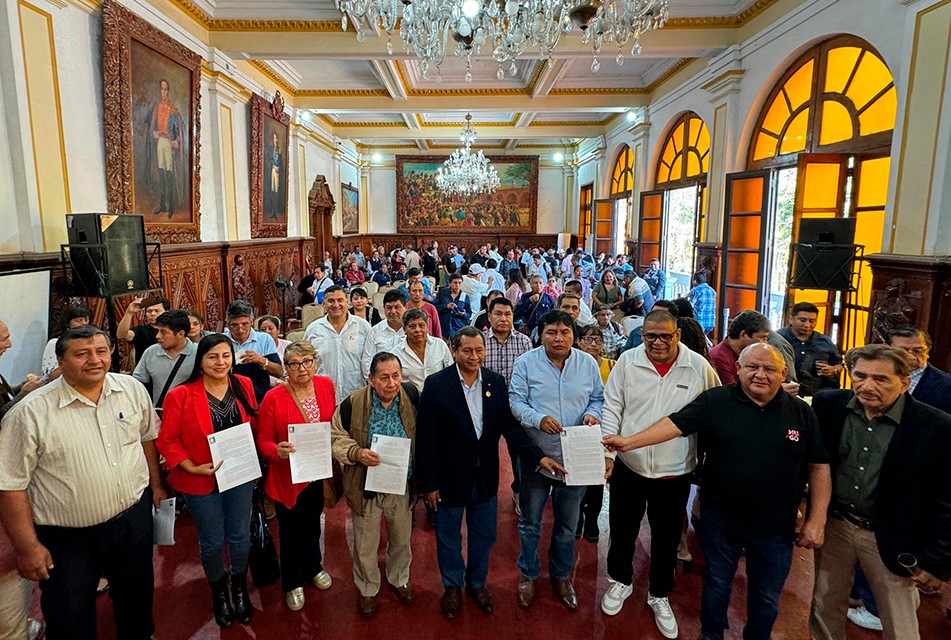 SUTEP IMPULSA "FRENTE SOCIAL POR LA EDUCACIÓN" COMO ALTERNATIVA ANTE CRISIS NACIONAL