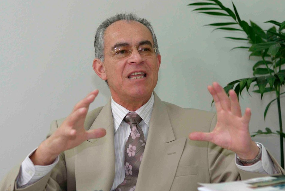 EL MEDIO AMBIENTE NO SÓLO SE PROTEGE CON DECLARACIONES, SINO CON INVERSIONES
