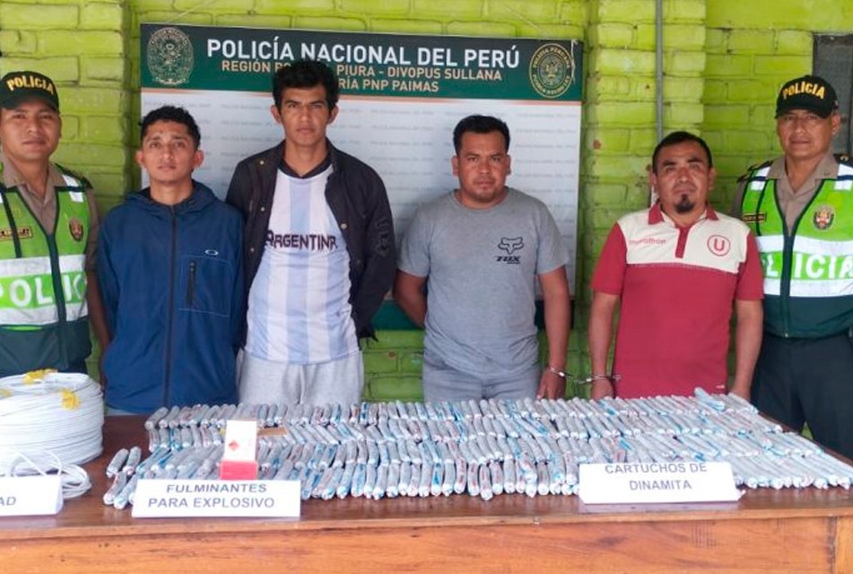 POLICÍA INTERVIENE CAMPAMENTO CON EXPLOSIVOS USADOS EN MINERÍA ILEGAL EN PAIMAS
