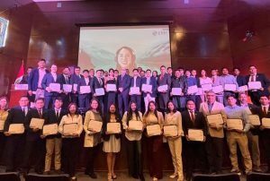 JÓVENES EGRESADOS PODRÁN ASOCIARSE AL IIMP SIN PAGAR INSCRIPCIÓN