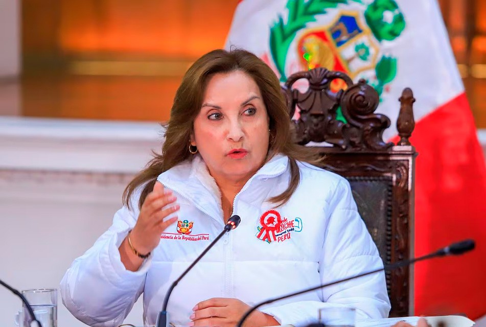 MANCHA: DINA BOLUARTE BUSCARÁ MANTENER UNA RELACIÓN CON EL CONGRESO PARA EVITAR UNA VACANCIA