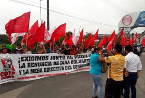 PROTESTAS EN IQUITOS FUE PARA DENUNCIAR AL GOBERNADOR REGIONAL, LA DEFICIENTE ELECTRIFICACIÓN Y LA CONTAMINACIÓN DEL AGUA POR LA MINERÍA ILEGAL