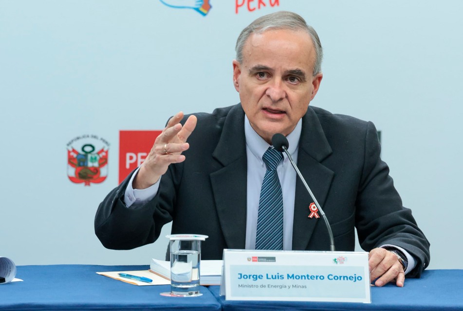 MINEM PRECISA QUE REVISIÓN DE RECONSIDERACIONES NO IMPLICA RETROCESO EN EL REINFO