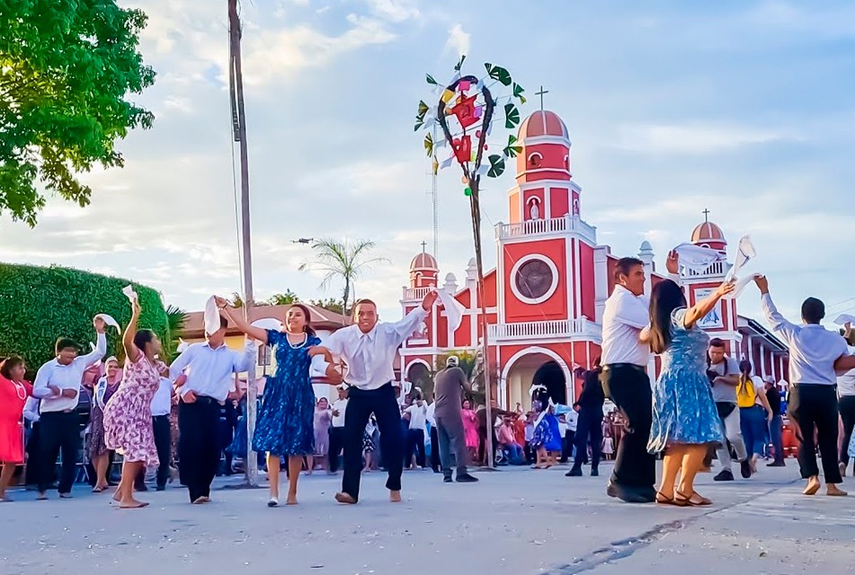 LA PANDILLA DE MOYOBAMBA: SÍMBOLO DE RESISTENCIA CULTURAL Y MOTOR DE DESARROLLO AMAZÓNICO
