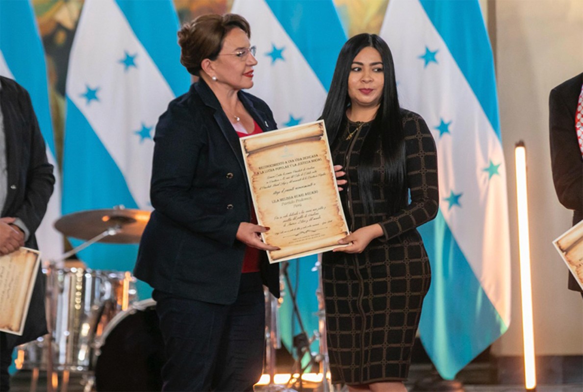 RECONOCIMIENTO A LA SOLIDARIDAD Y COMPROMISO DE LOS DD. HH.
