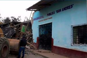 IPE: UNOS CUATRO MIL COLEGIOS DE CAJAMARCA ESTÁN EN RIESGO DE COLAPSAR
