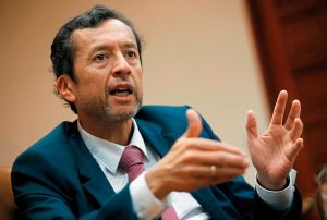 PETROPERÚ TIENE INFLUENCIAS POLÍTICAS PROVENIENTES DEL ACTUAL GOBIERNO