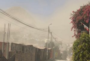 ¡CUIDADO! PERSISTIRÁN LOS VIENTOS MODERADOS A FUERTES EN LA SIERRA SUR Y LA COSTA