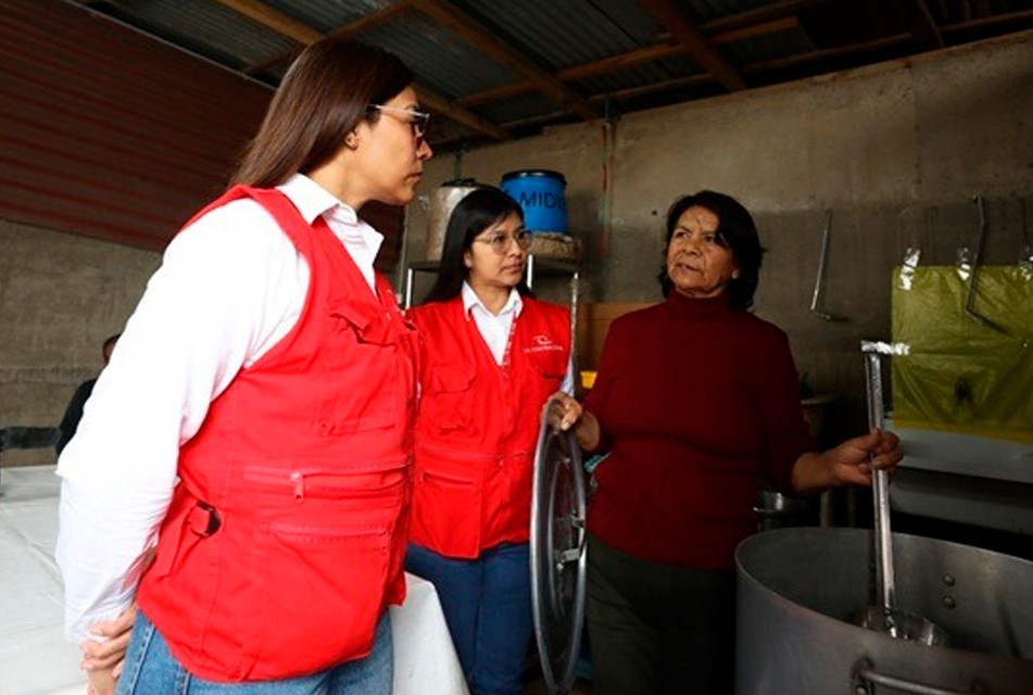 CONTRALORÍA: 127 GOBIERNOS LOCALES NO HAN GASTADO NI UN SOL DEL PRESUPUESTO DEL PROGRAMA DEL VASO DE LECHE