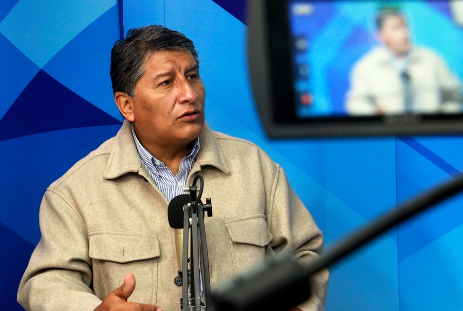 COMISIÓN DE ENERGÍA Y MINAS HA SIDO ENTREGADA A ACTIVISTAS POLÍTICOS Y PROMOTORES DE LA MINERÍA ILEGAL