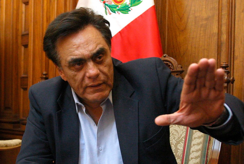 EL PRESIDENTE GUSTAVO PETRO ESTARÍA MOVILIZANDO A SU ENTORNO POLÍTICO PARA GENERAR TENSIONES ENTRE PERÚ Y COLOMBIA
