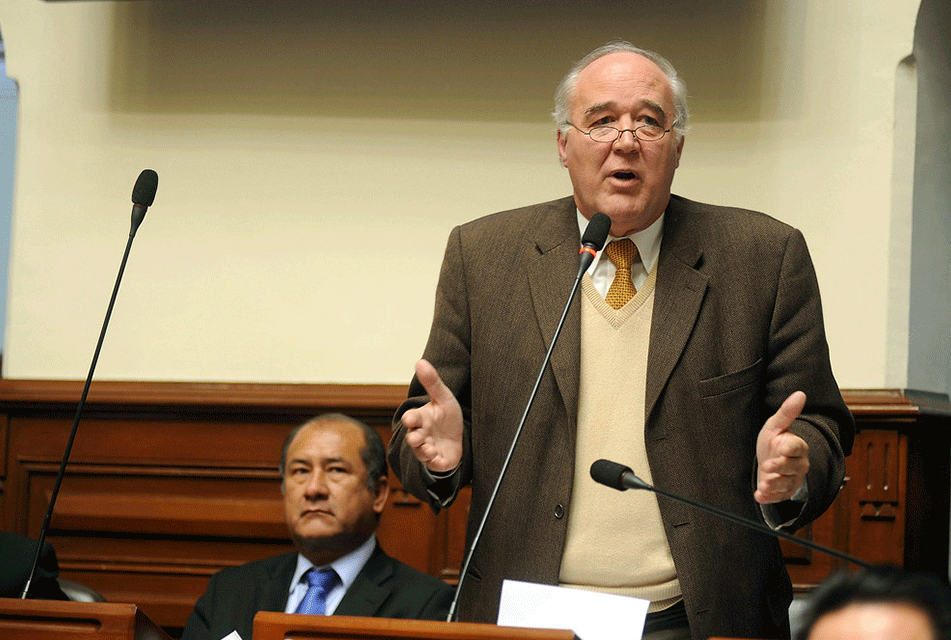 DESIGNACIÓN DE ELVIS VERGARA PARA PRESIDIR COMISIÓN DE ÉTICA ES UNA BURLA Y VERGÜENZA PARA AP Y EL PAÍS