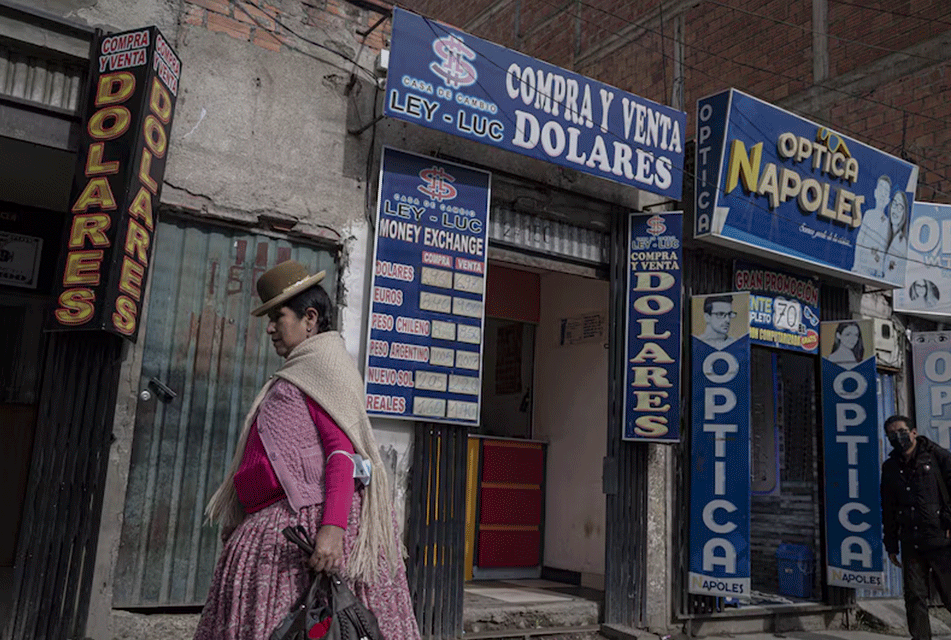 BOLIVIA DEBE TOMAR MEDIDAS DE SHOCK INMEDIATAS PARA ESTABILIZAR SU SITUACIÓN ECONÓMICA