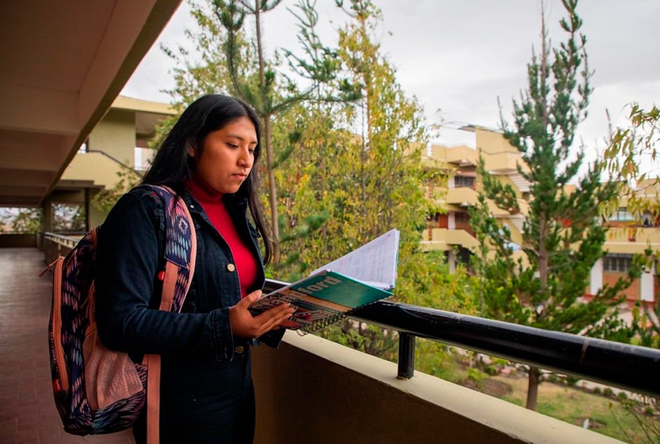 BECA 18-2026: JÓVENES DEBEN TRAMITAR SU CLASIFICACIÓN SOCIOECONÓMICA EN SU MUNICIPALIDAD PARA POSTULAR