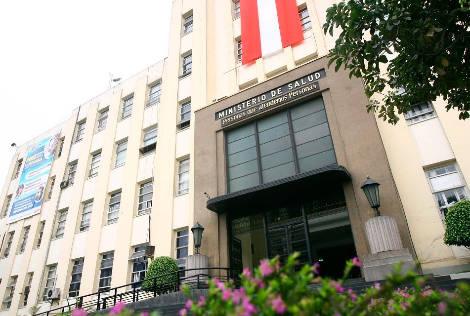 EL MINISTERIO DE SALUD IMPULSA AVANCES EN EL SECTOR SALUD CON UN ENFOQUE INTERCULTURAL