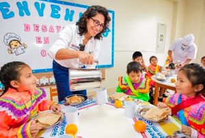 MIDIS INICIÓ ENTREGA DE “DESAYUNO EN MI COLE” A CERCA DE 17 MIL ESCOLARES DE LIMA Y CALLAO EN SU REGRESO DE VACACIONES  