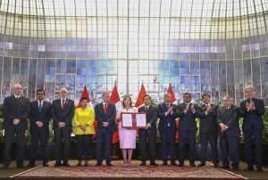 PRESIDENTA PROMULGA AMNISTÍA HISTÓRICA EN RECONOCIMIENTO A QUIENES DEFENDIERON LA PATRIA