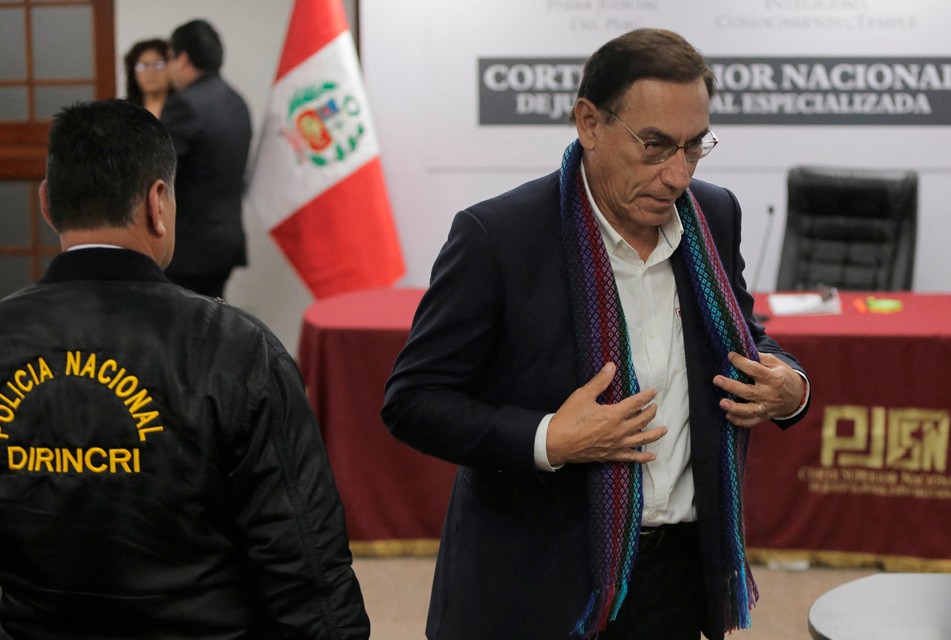 PRUEBAS ACUMULADAS Y SENTENCIAS A COACUSADOS HACEN PROBABLE CONDENA JUDICIAL A MARTÍN VIZCARRA