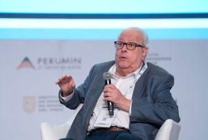 JULIO VELARDE AL PRÓXIMO GOBIERNO: PRESERVAR LA ESTABILIDAD DEBE SER LA PRIORIDAD
