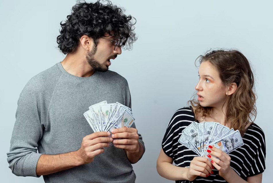 BRECHA SALARIAL ENTRE HOMBRES Y MUJERES ASCIENDE A 27.2%