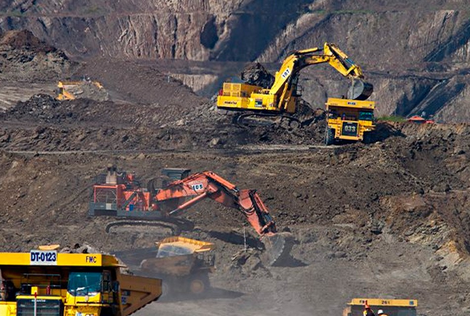 A PESAR DE SU RIQUEZA, CAJAMARCA SIGUE SIENDO POBRE: EL ESTANCAMIENTO DE LOS GRANDES PROYECTOS MINEROS