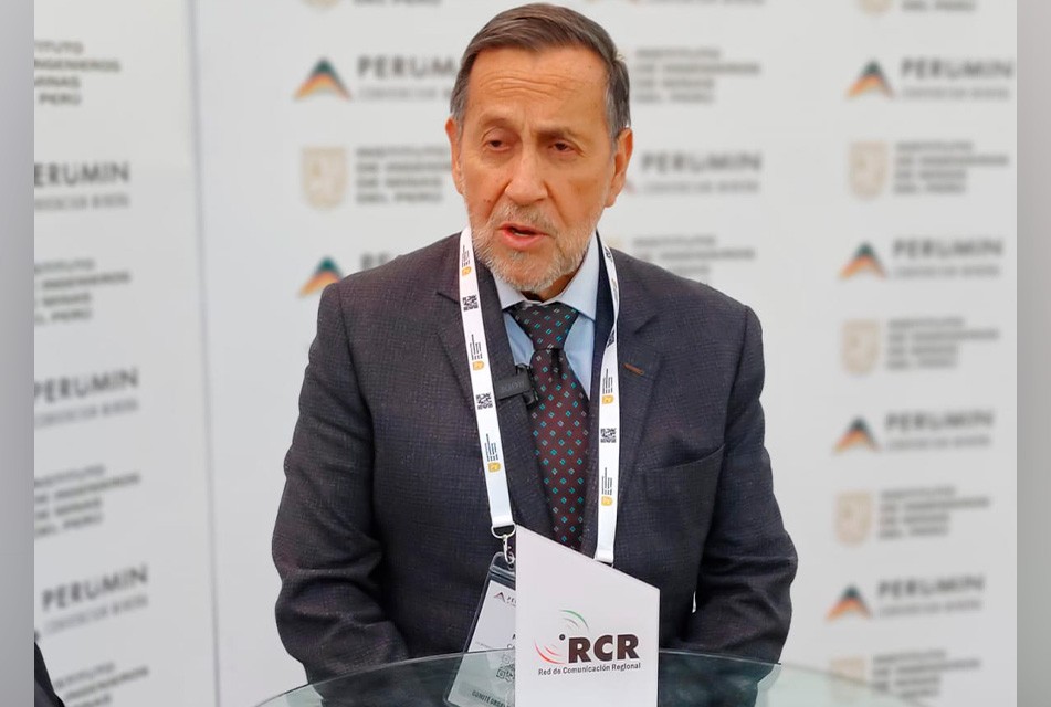 MINERÍA ILEGAL ASOCIADA CON EL NARCOTRÁFICO ESTÁ AFECTANDO A TODOS LOS PERUANOS