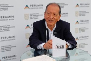 ESTADO DEBE SER PROMOTOR Y FACILITADOR DE INVERSIONES MINERAS